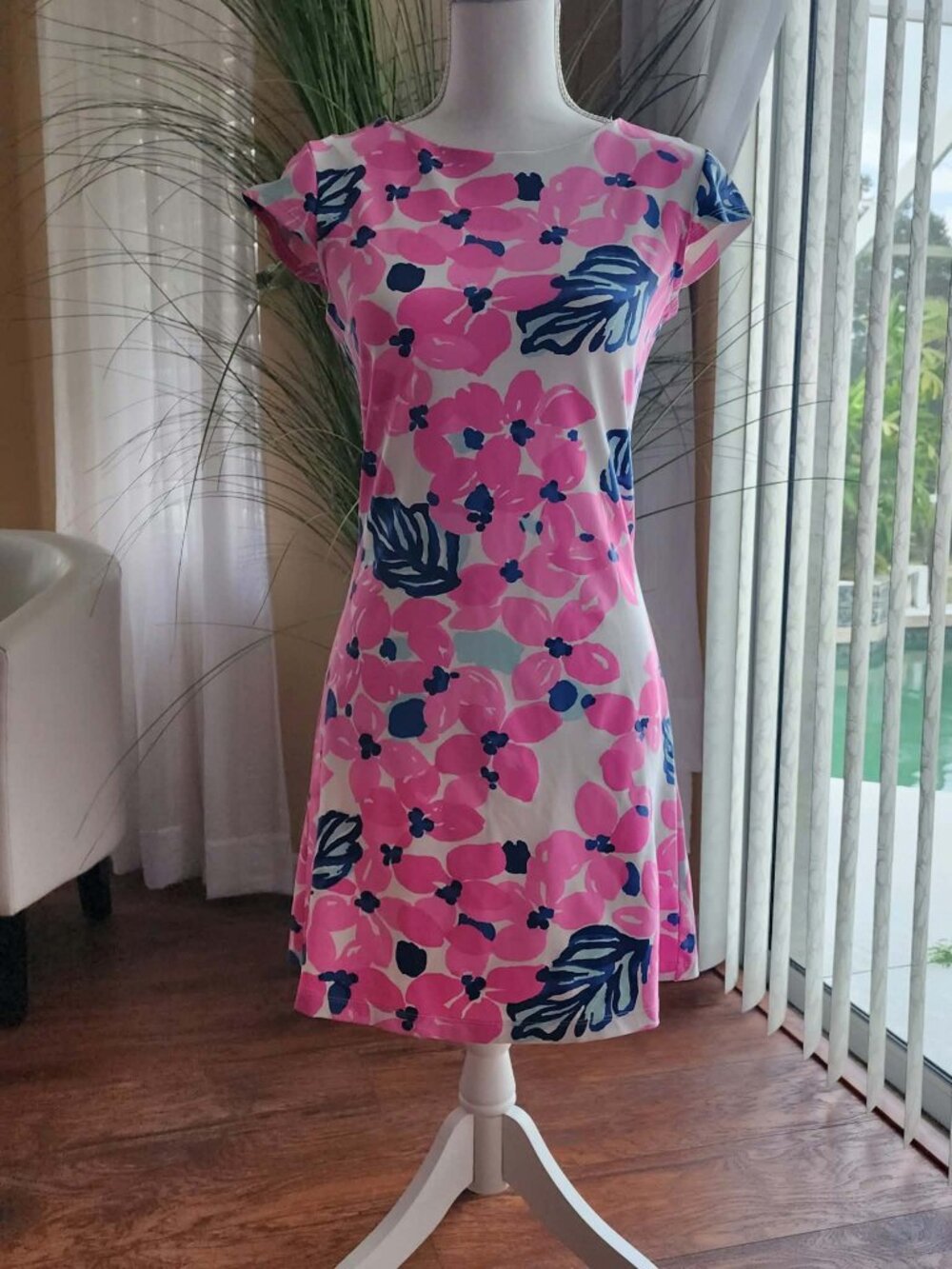 Mahi Gold Floral Stretch Dress XS Pink Navy Short Sleeve Summer